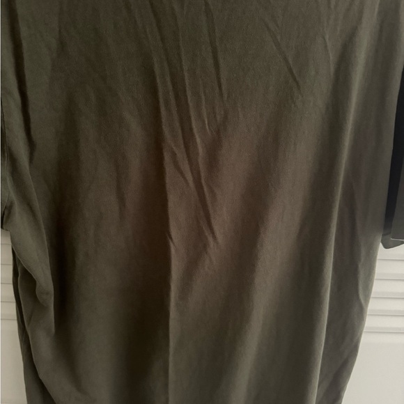 Guess Embroidered T-Shirt - Picture 4 of 4